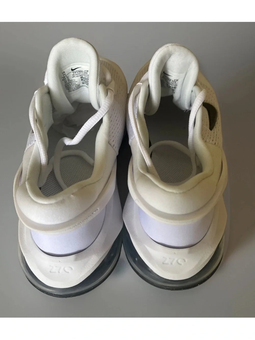 Nike White/Black Air Max Lightweight Mesh Sneakers Size 7Y